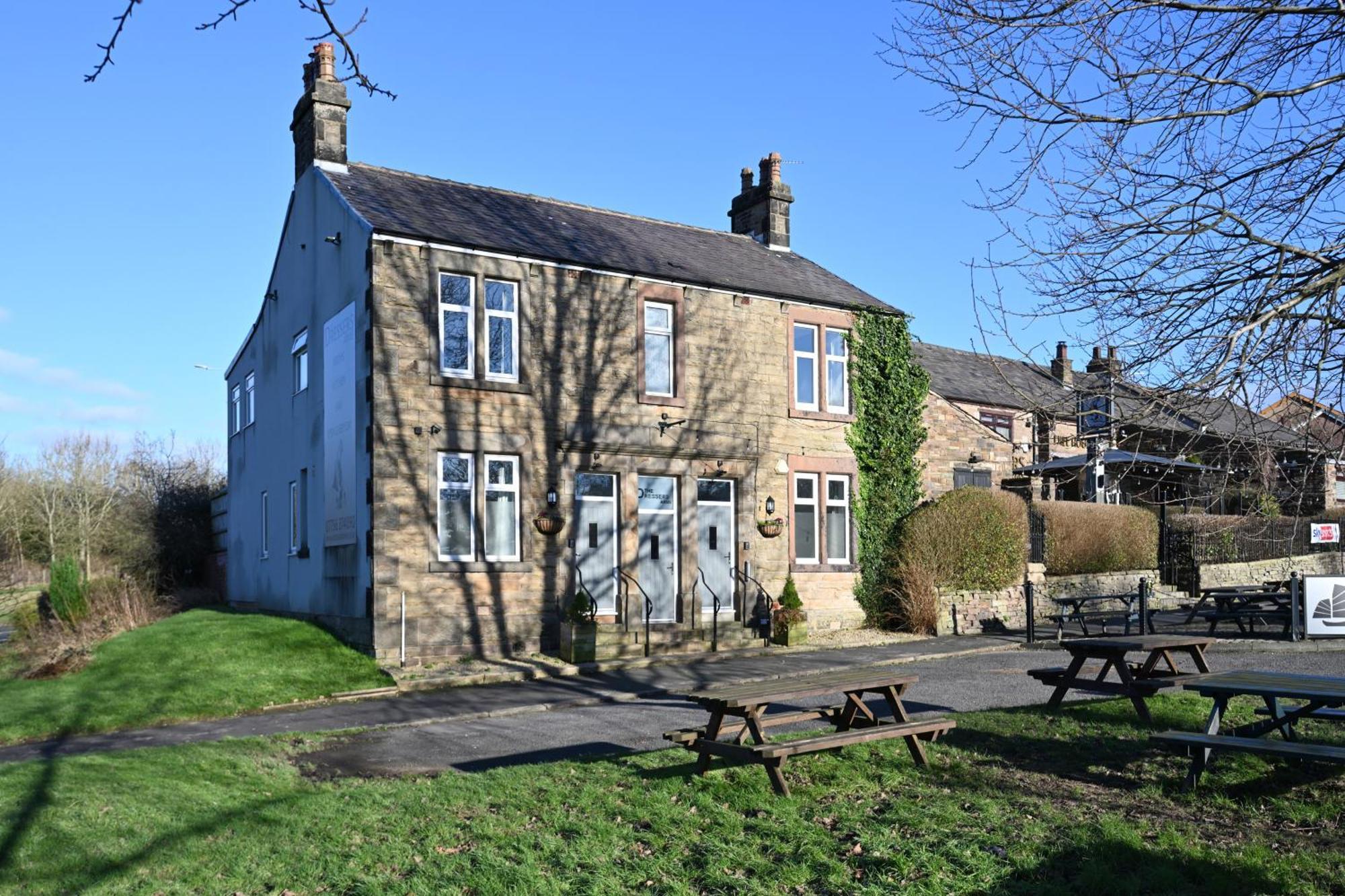 Rooms At The Dressers Arms Chorley  Eksteriør billede